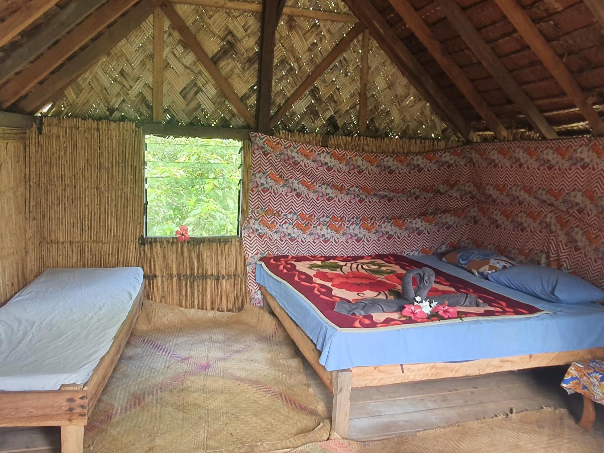 Island Paradise Bungalows Lenkuru Εξωτερικό φωτογραφία